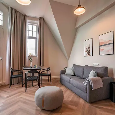 アパートホテル Limehome Keizerstraat