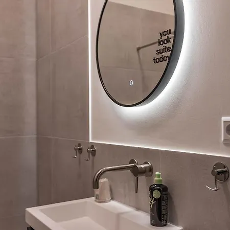 Limehome Keizerstraat Lägenhetshotell 3*