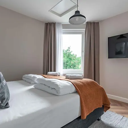 Limehome Keizerstraat 3*