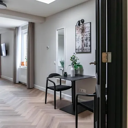 Limehome Keizerstraat デン・ハーグ