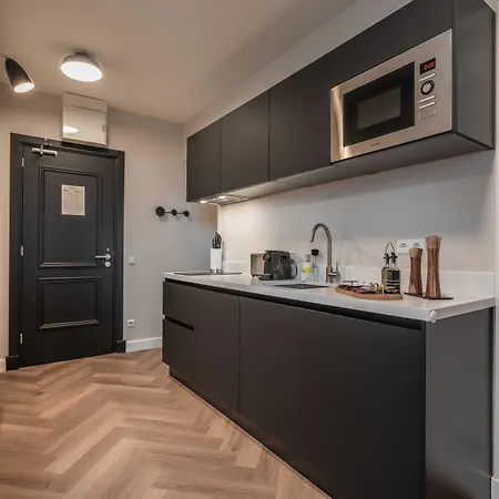 アパートホテル Limehome Keizerstraat