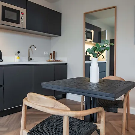 Limehome Keizerstraat 3*