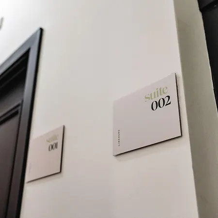 Limehome Keizerstraat 3*