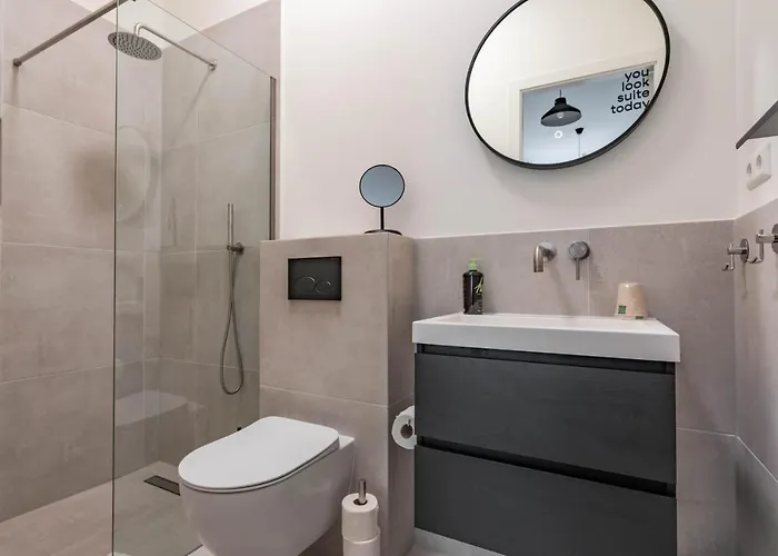 Limehome Keizerstraat La Haya