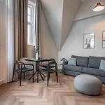 Limehome Keizerstraat Apartahotel 3*